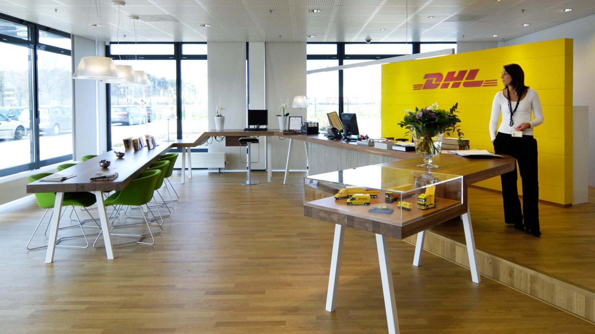 DHL Excel Supply Chain, ontwerp wachtruimte, entree ontwerp, DHL | Burobas