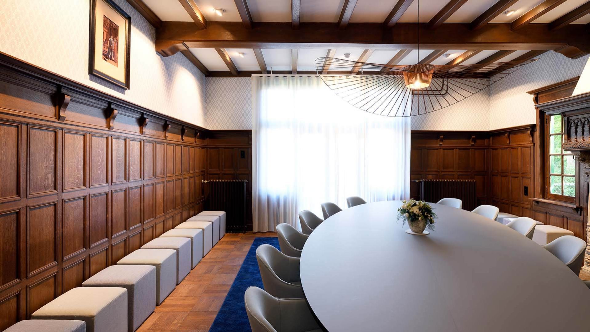 Interieurontwerp gemeentehuis Nuenen, interieurontwerp trouwzaal, klassiek interieur | Burobas