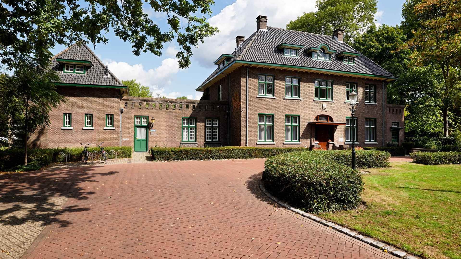 Interieurontwerp gemeentehuis Nuenen, interieurontwerp trouwzaal, klassiek interieur | Burobas