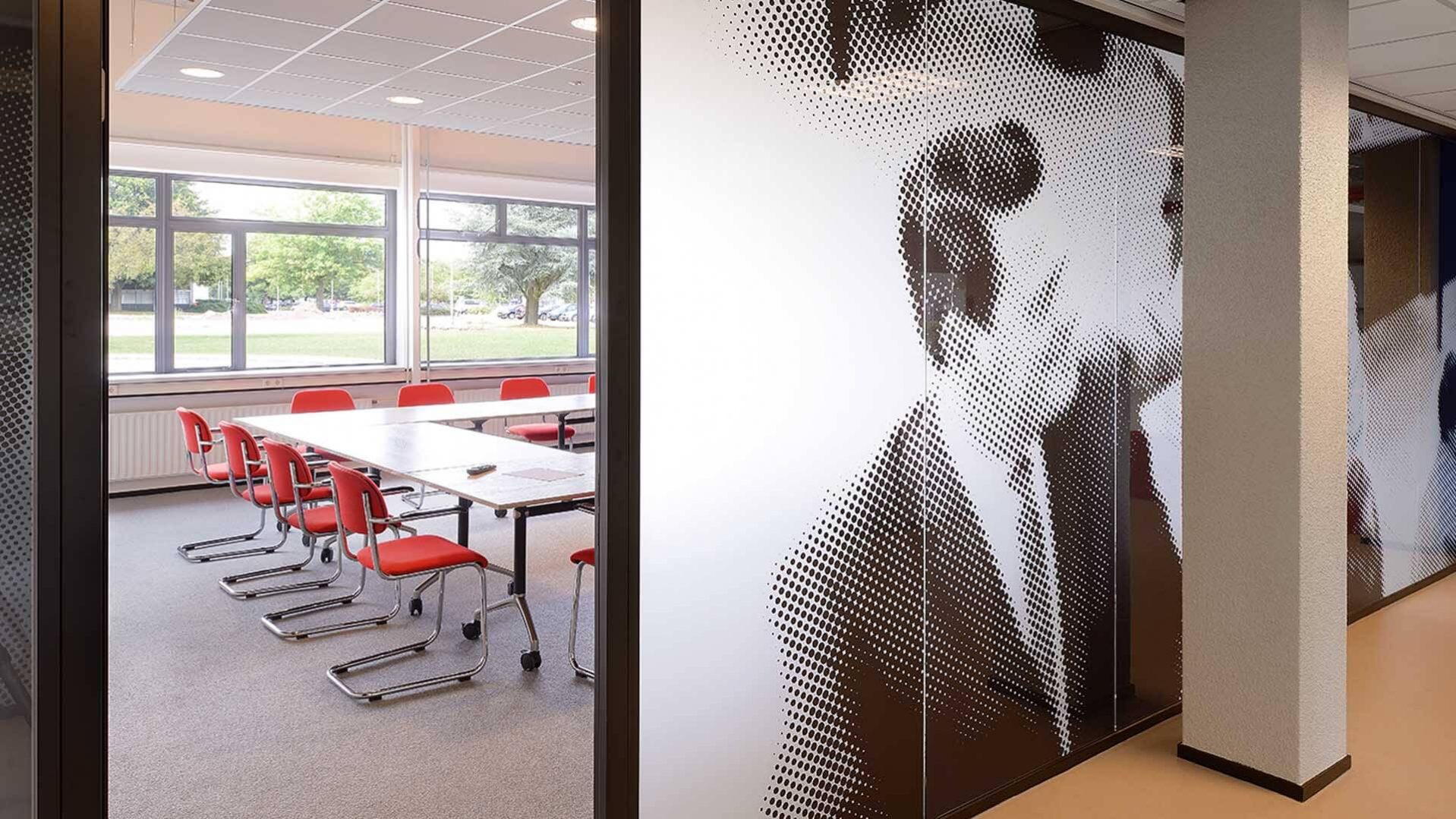 Merin Fizzion Parc, kantoor ontwerp, ontwerp raamfolies | Burobas
