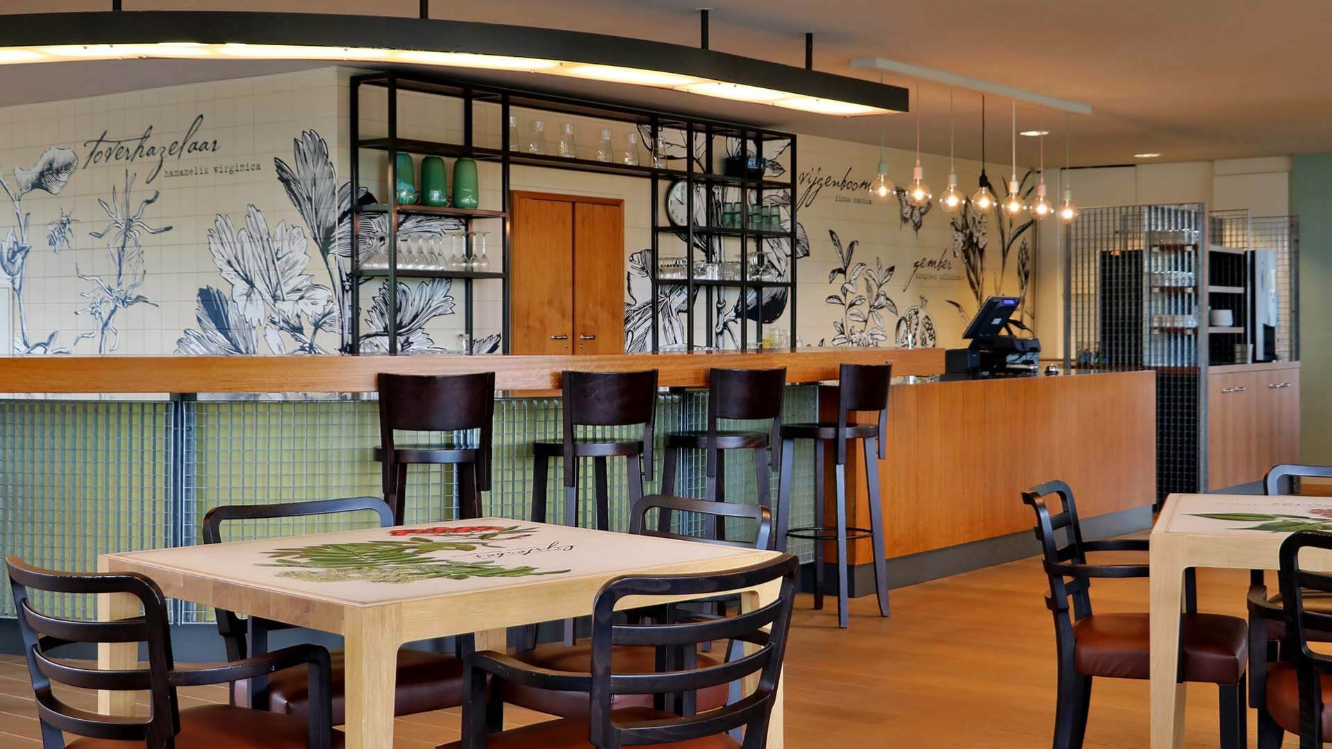 Pieter Eiffhuis, ontwerp ontmoetingsruimte senioren wooncomplex restaurantbuffet | Burobas