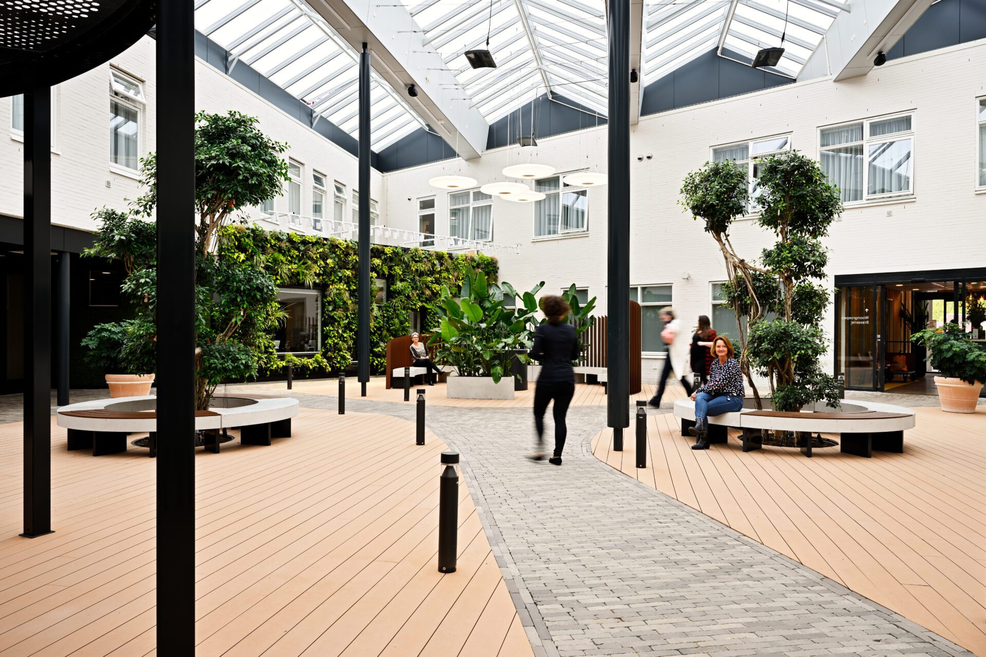Aafje Smeetsland, ontwerp binnenplein, Rotterdam | Burobas