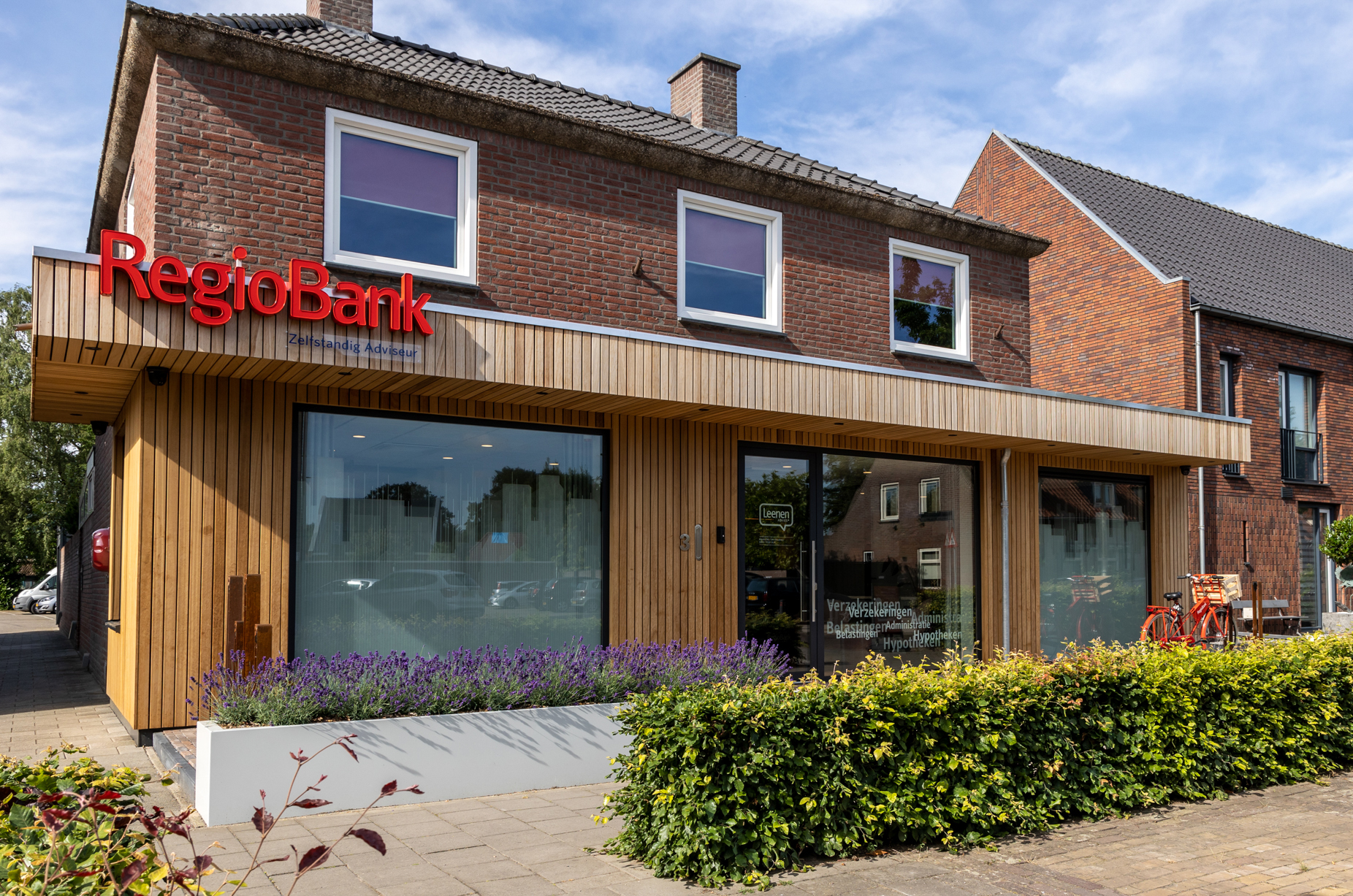 Leenen Advies, nieuwe gevel en interieur, Someren | Burobas